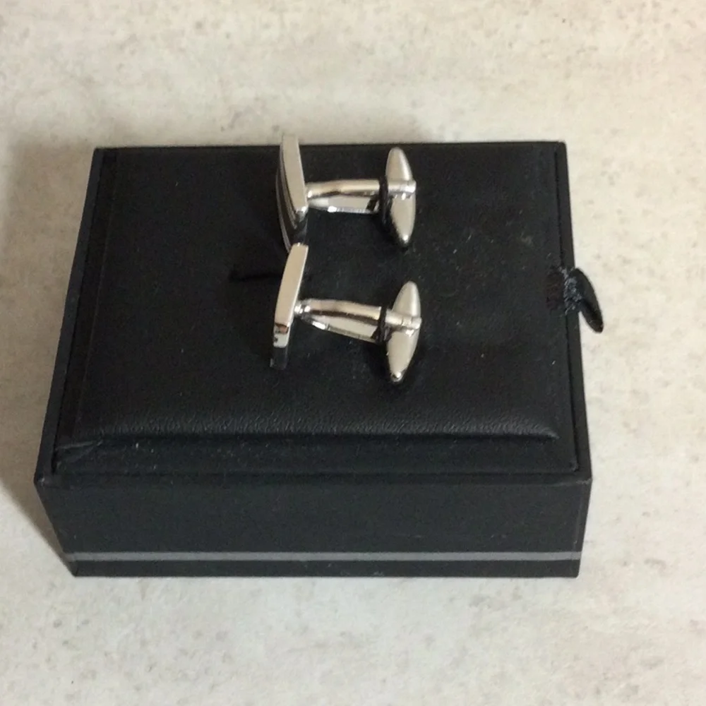 NWT Silver brushed rectangular cuff links